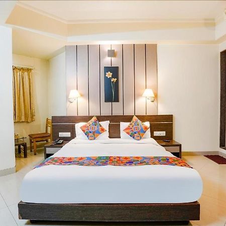 Gandharva Residency Swargate Hotel Pune Ngoại thất bức ảnh