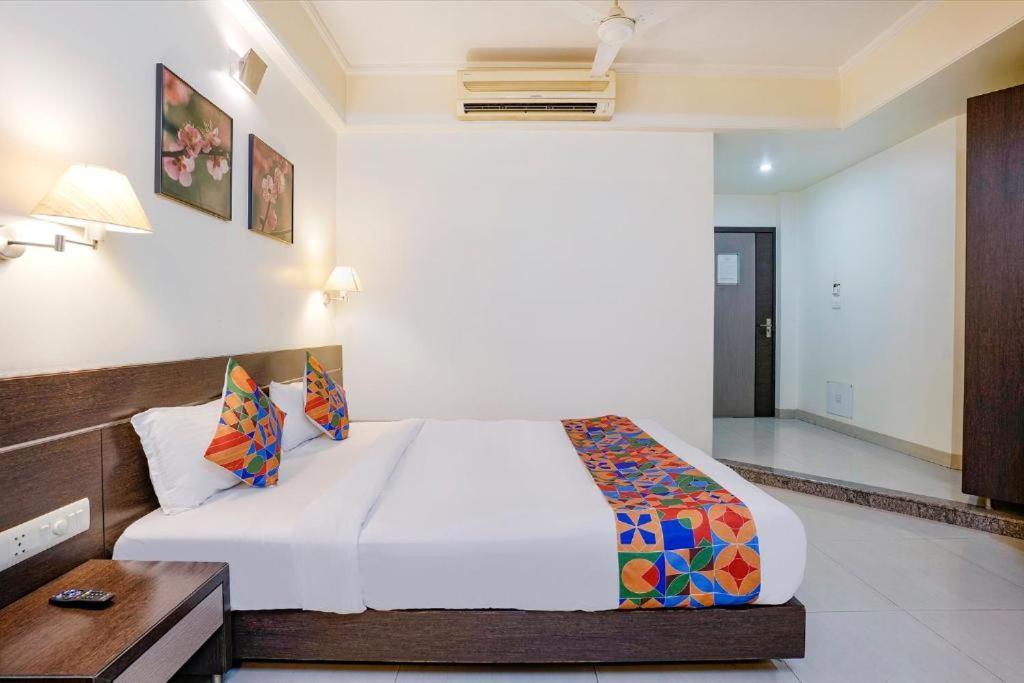 Gandharva Residency Swargate Hotel Pune Ngoại thất bức ảnh